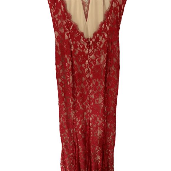 AIDAN MATTOX Red lace Plunging V-Neck open back Gown Size 6 - Picture 3 of 16